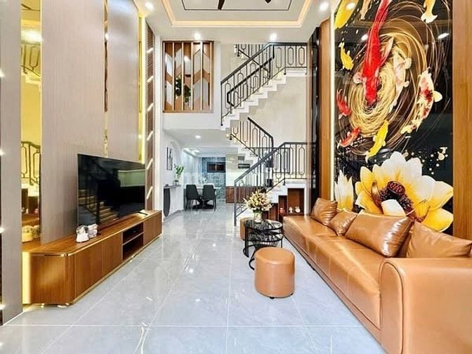 Bán nhà ngay Trần Phú,Q5 Giá 3 tỷ 018tr,sổ riêng,DT: 60m2. Zalo/gọi ngay 0398.55.8888