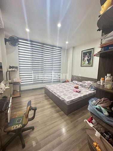KHU VIP BỒ ĐỀ -- GẦN PHỐ - VỊ TRÍ TRUNG TÂM - TIỆN ÍCH NGẬP TRÀN - GIA