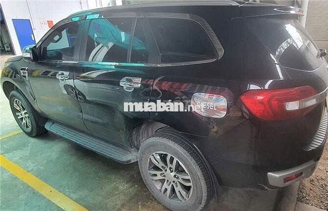 Ford Everest 2020 Trend 2.0L AT 4x2 - 43500 km