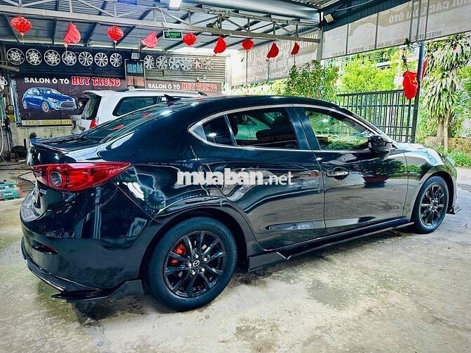 Mazda 3 2016 1.5 AT Sedan - 95242 km