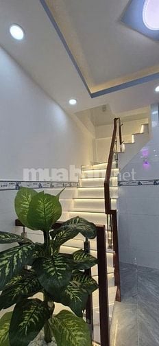 Nhà mới tuyệt đẹp, Hẻm 28 Lương Văn Can, P15,Q8. 1Trệt,1lầu, 3,2m x 9m