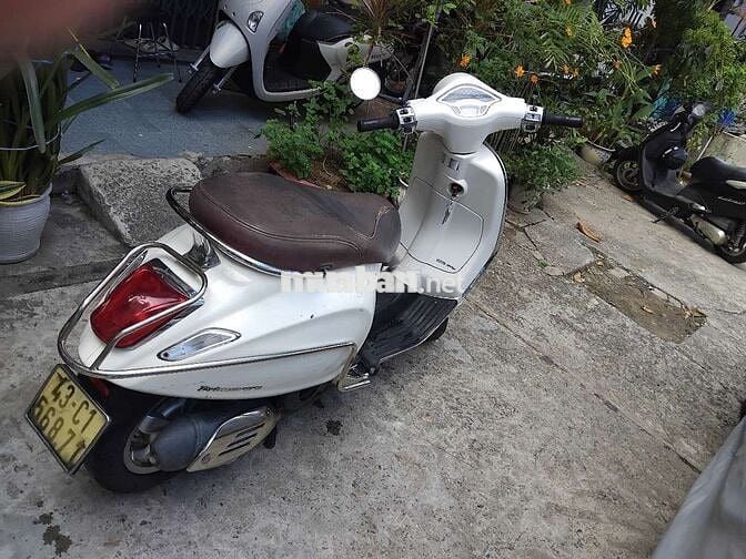 Cần bán xe vespa Primavera 2016