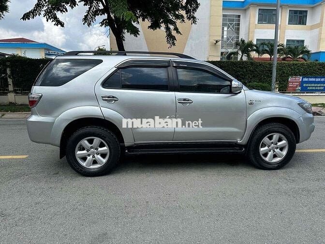 🚘 Toyota Fortuner 2010 2.7V 4x4 AT Xe Đẹp Giá Mềm