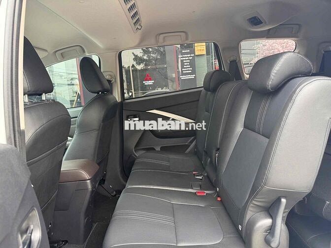 Mitsubishi Xpander 2025 Premium - 585 kilomet