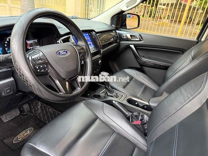 Ford Everest 2021 Sport cần tìm chủ mới