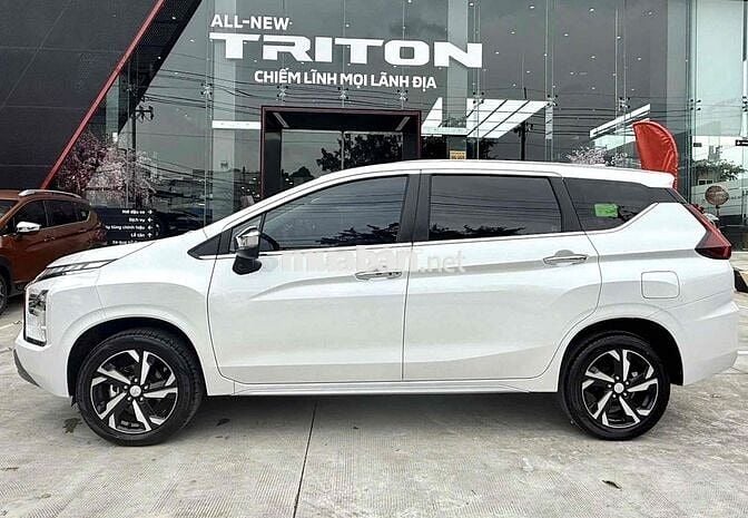 Mitsubishi Xpander 2025 Premium - 585 kilomet