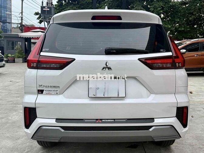 Mitsubishi Xpander 2025 Premium - 585 kilomet