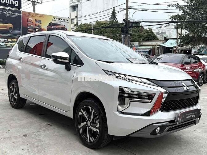 Mitsubishi Xpander 2025 Premium - 585 kilomet