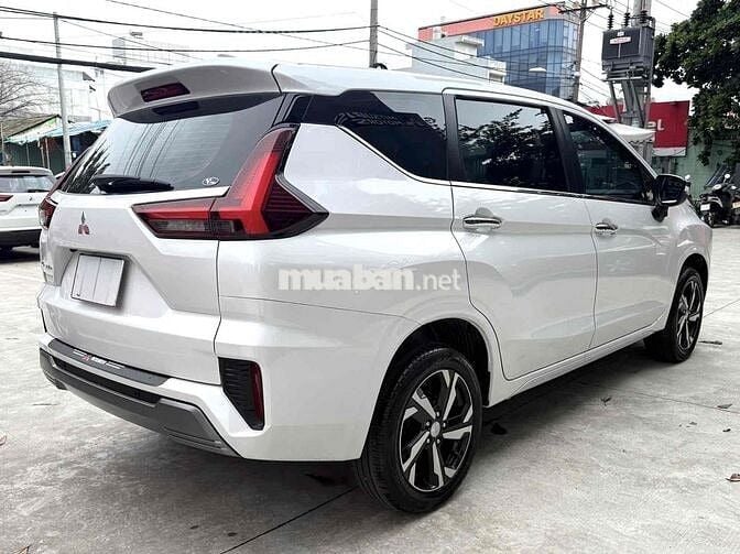 Mitsubishi Xpander 2025 Premium - 585 kilomet