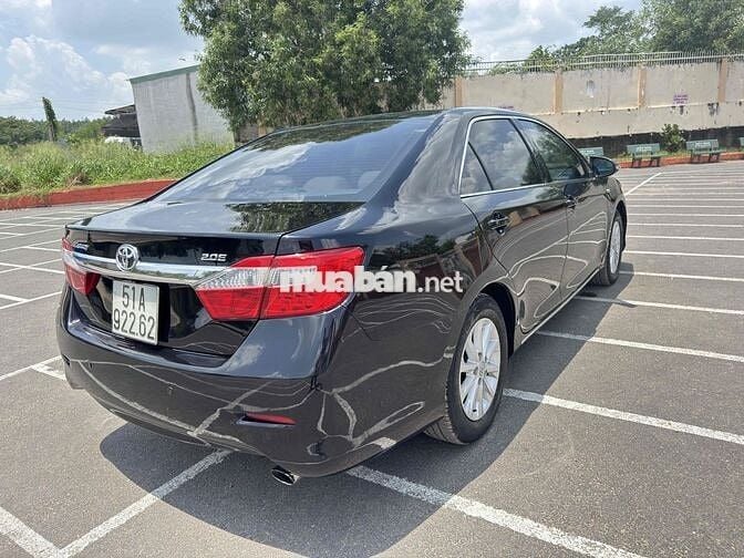 Toyota Camry 2014 2.0E - 75 km