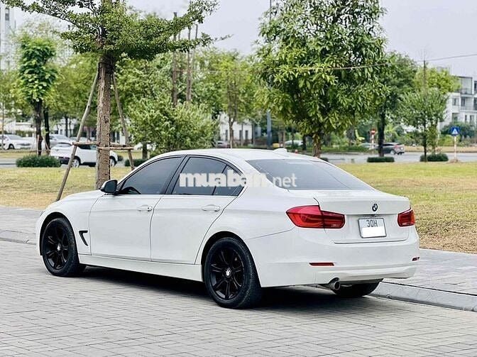 BMW 3 Series 2013 320i - 100000 km