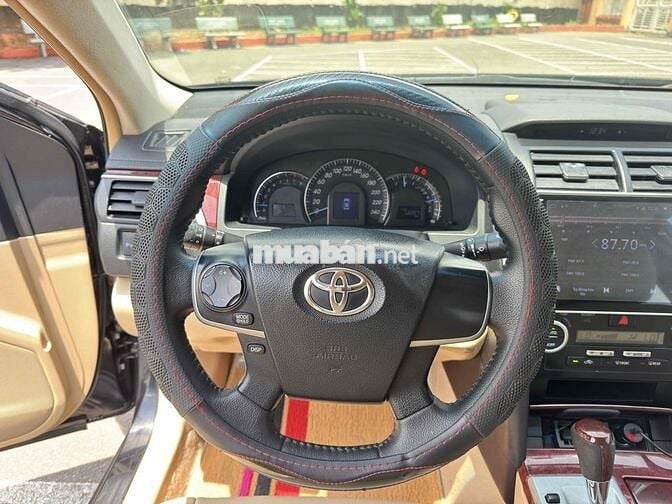 Toyota Camry 2014 2.0E - 75 km