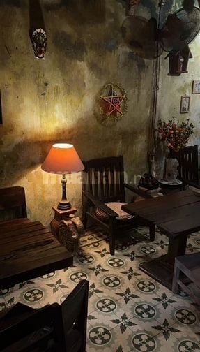 CẦN TUYỂN GẤP VÀI BẠN PHỤ BÁN CÀ PHÊ - ĐỒ UỐNG