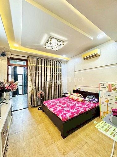 Bán nhà 3 tầng, mặt tiền kinh doanh khu Tên Lửa, 4x20, chỉ hơn 9 tỷ.