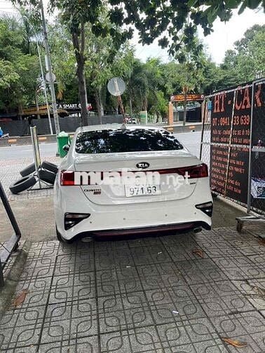 Kia Cerato 2021 2.0 AT PREMIUM - 66000 km
