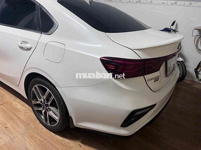 Kia Cerato 2021 2.0 AT PREMIUM - 66000 km