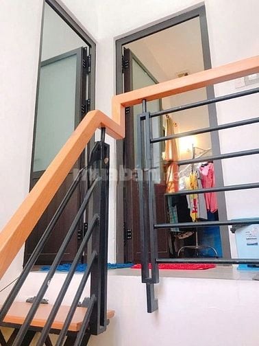 Cho thuê nhà hẻm 3m(BG) Nguyễn Trãi. P.N.C.Trinh, Q.1 giá 13tr