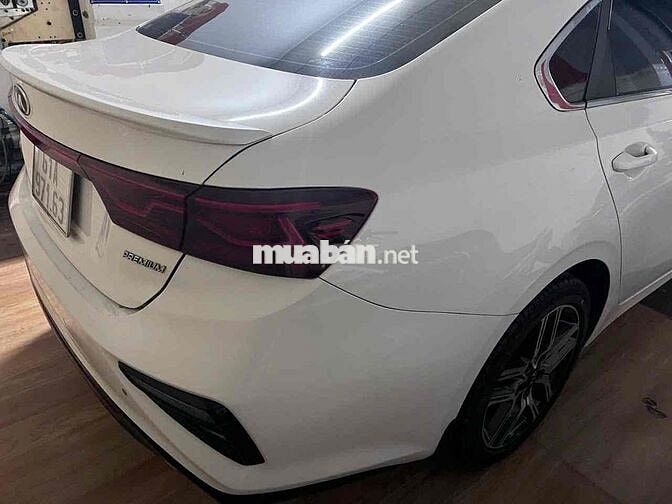 Kia Cerato 2021 2.0 AT PREMIUM - 66000 km