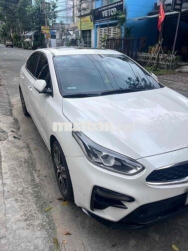 Kia Cerato 2021 2.0 AT PREMIUM - 66000 km