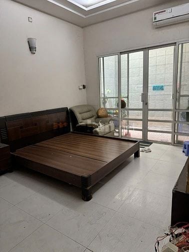CHO THUÊ NHÀ MẶT TIỀN NỘI BỘ KHU CAO LỖ P4Q8.
