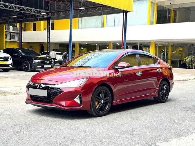Hyundai Elantra 2019 Sport 1.6 AT - 44000 km