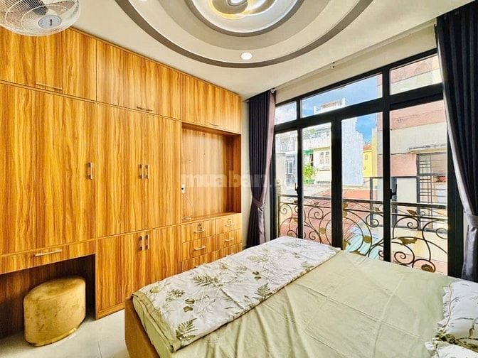 Siêu hiếm Phú Nhuận! Căn góc 4 tầng – DTSD 70m²  – gần Phan Xích Lon
