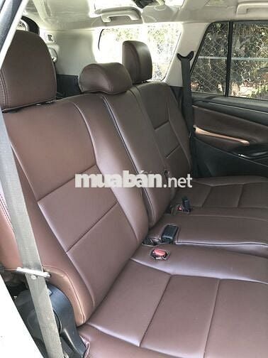 Toyota Innova 2017 2.0E - 176000 km