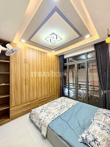 Siêu hiếm Phú Nhuận! Căn góc 4 tầng – DTSD 70m²  – gần Phan Xích Lon