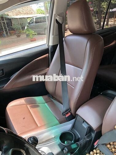 Toyota Innova 2017 2.0E - 176000 km