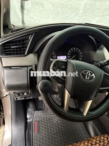 Toyota Innova 2017 2.0E - 176000 km