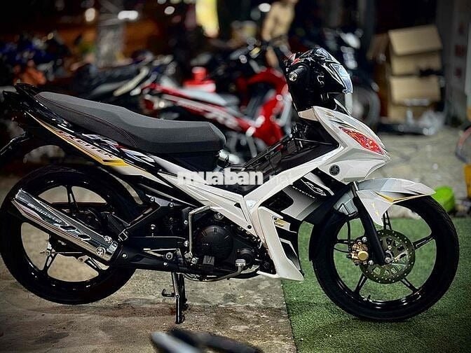 Exciter 2009 Côn tự động 1s94 Trắng Đen RC biển 43