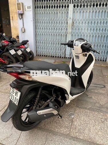 Honda SH 150 2015 mới 90% Bstp chính chủ