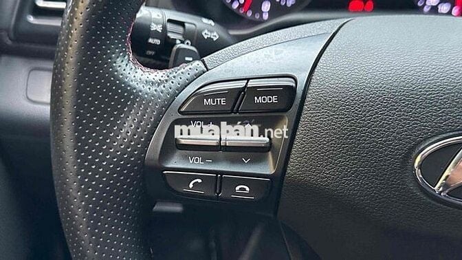 Hyundai Elantra 2019 Sport 1.6 AT - 44000 km