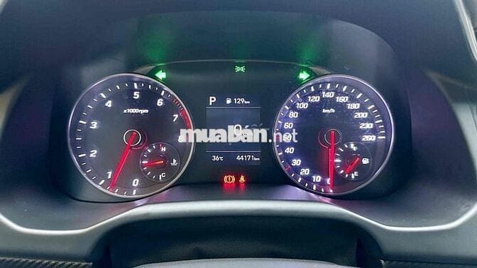 Hyundai Elantra 2019 Sport 1.6 AT - 44000 km