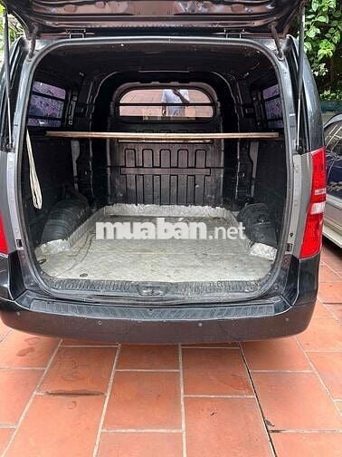 Hyundai Grand Starex 2007 Van 2.5 AT - 180000 km