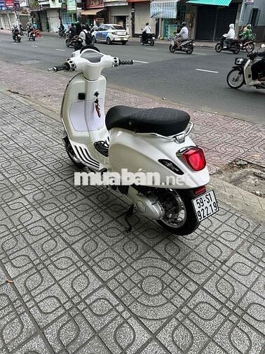 Vespa up full led đời mới, đồ kiểng nhiều ạ !!!