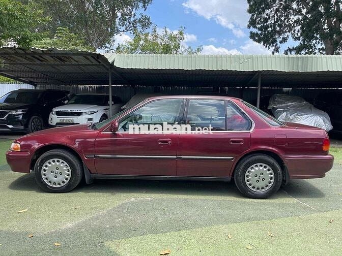 Honda Accord 1992 2.0 MT - 98000 km