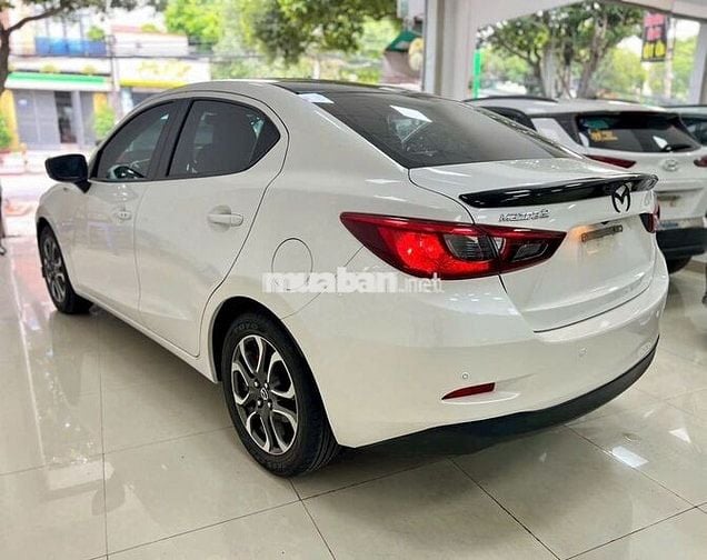 Mazda 2 2019 Premium Sedan - 68000 km
