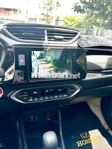 Honda BR-V 2024 L - 4200 km