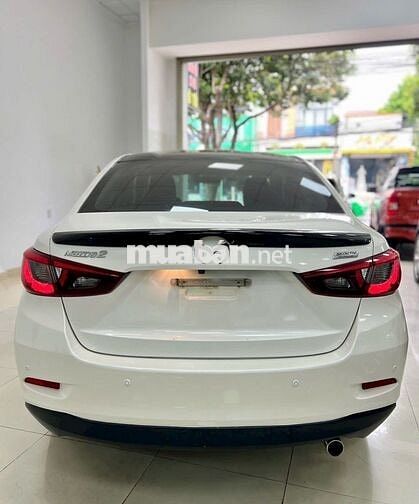 Mazda 2 2019 Premium Sedan - 68000 km