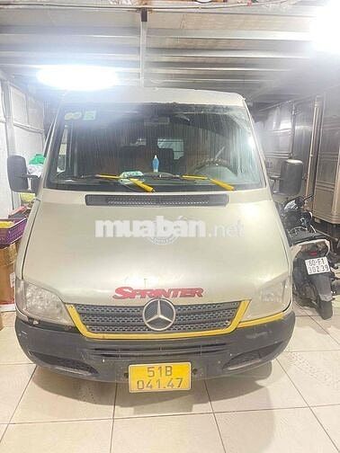 cần bán xe van 6 chỗ 900kg xe máy mới làm bình mơi