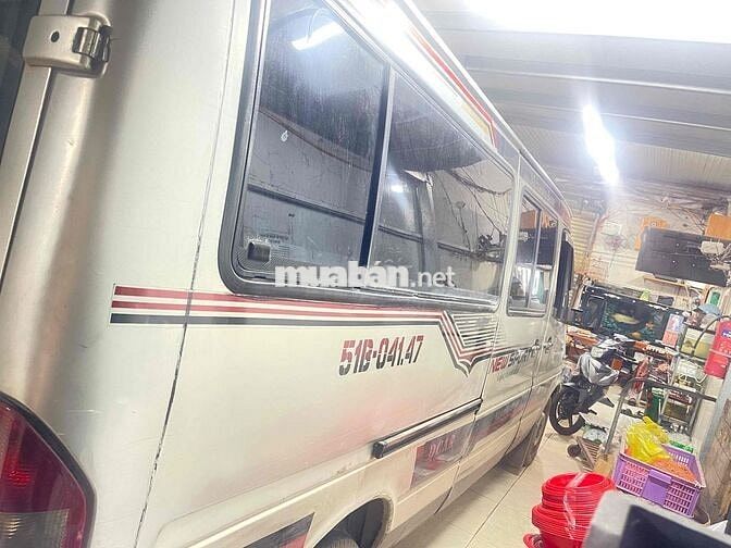 cần bán xe van 6 chỗ 900kg xe máy mới làm bình mơi
