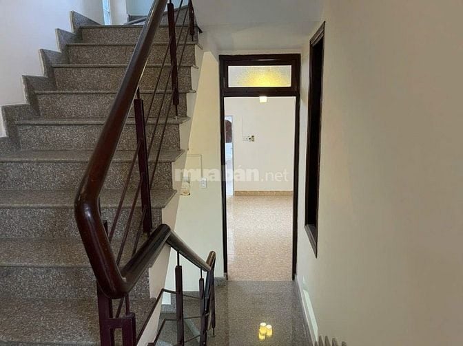 Cần bán nhà 3 tầng Trần Xuân Soạn