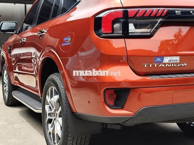 Ford Everest 2023 Titanium+ 2.0 AT 4x4 - 50000 km
