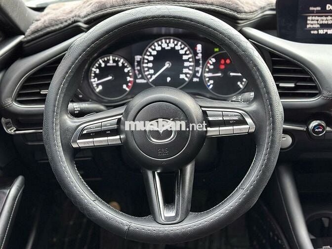 MAZDA 3 SPORT LUXURY - TRẮNG NGỌC TRAI