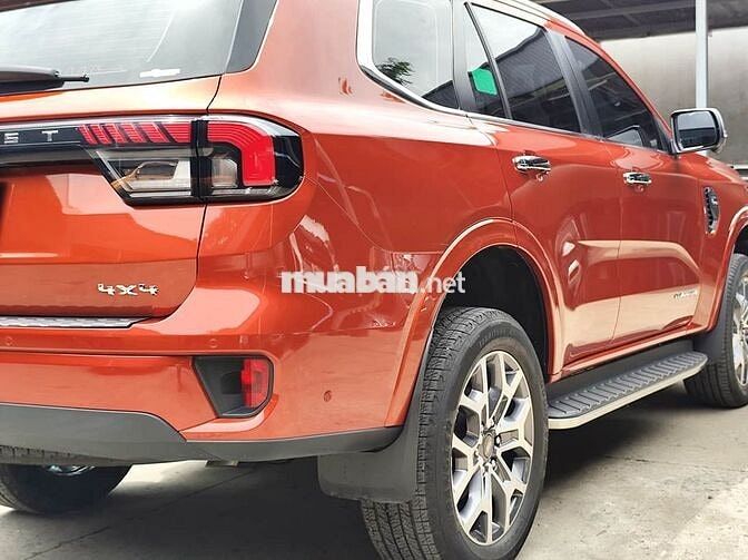 Ford Everest 2023 Titanium+ 2.0 AT 4x4 - 50000 km