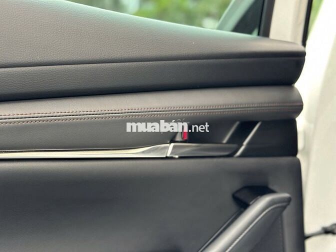 MAZDA 3 SPORT LUXURY - TRẮNG NGỌC TRAI