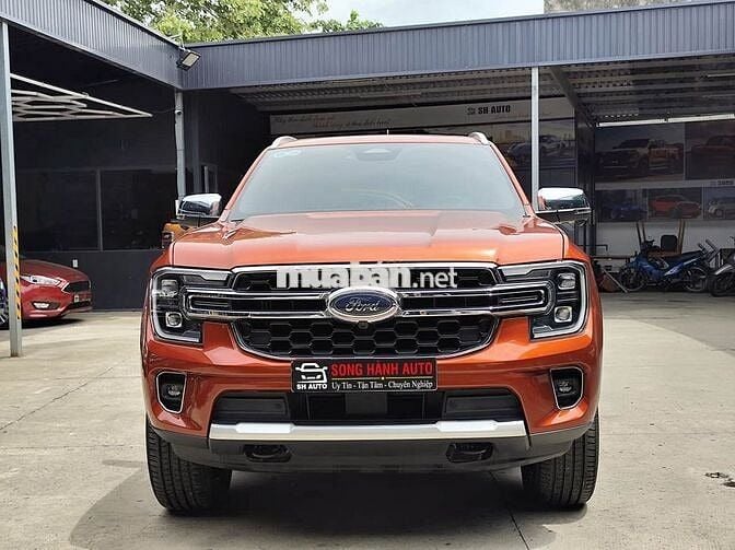 Ford Everest 2023 Titanium+ 2.0 AT 4x4 - 50000 km