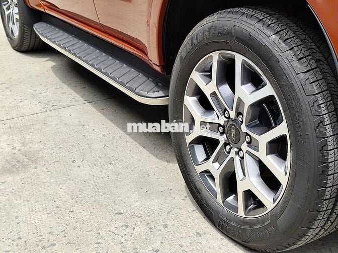 Ford Everest 2023 Titanium+ 2.0 AT 4x4 - 50000 km