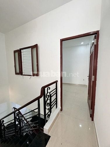 4,6tỷ nhà hẻm ba gác , 4x11 công nhận đủ , 2pn SHR năm 2025